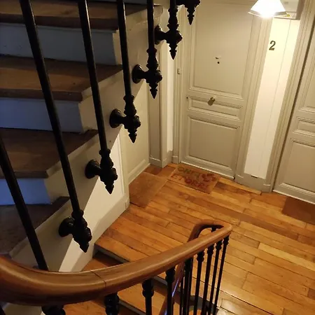 Lägenhet Marais Chic Heart Of Paris, Premium Location !